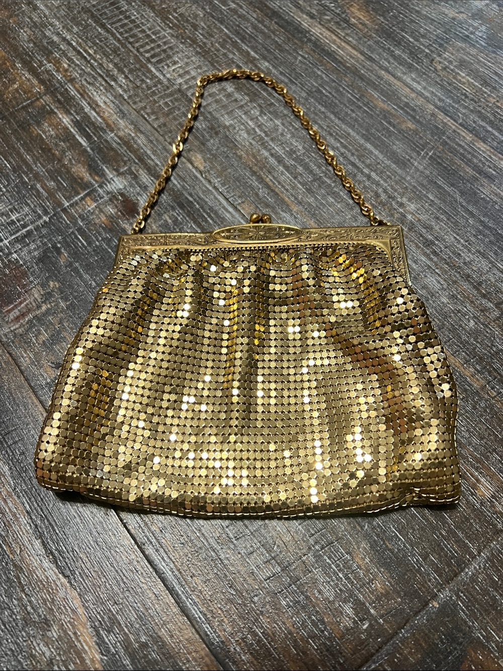 Vintage Whiting and Davis Gold Mesh Sequin Evening Handbag - Picture 2 of 12